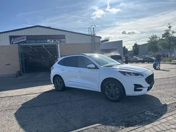 Car image 26