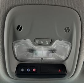 Car image 37