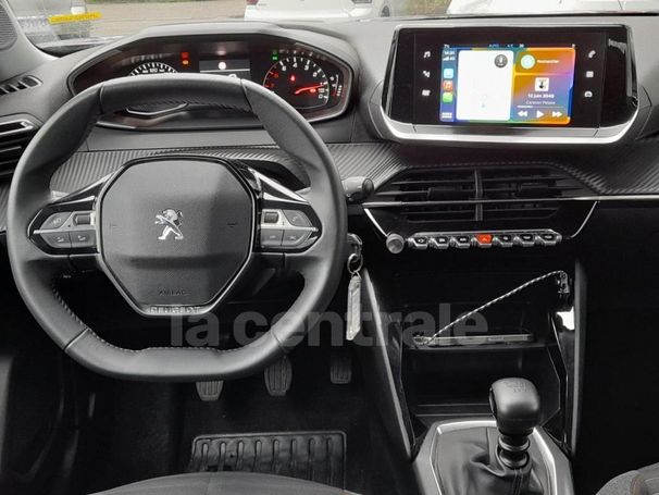 Peugeot 2008 1.2 PureTech 74 kW image number 24