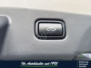 Car image 40