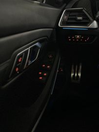 Car image 41