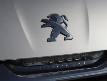Car image 33