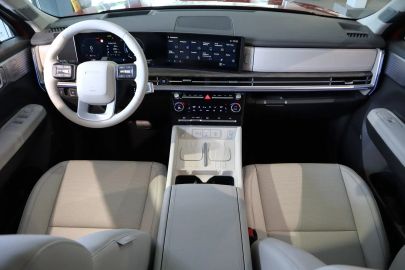 Car image 33