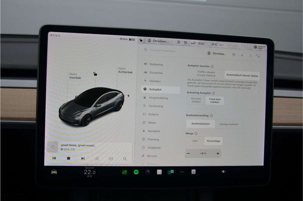 Tesla Model 3 Long Range AWD 258 kW image number 18