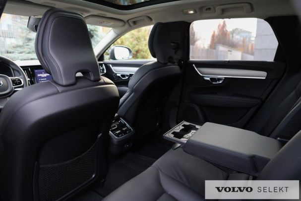 Volvo V90 Cross Country AWD 145 kW image number 15