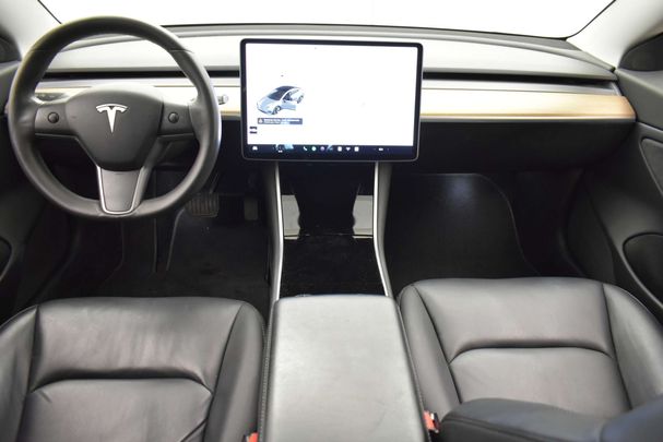 Tesla Model 3 Long Range AWD 258 kW image number 14