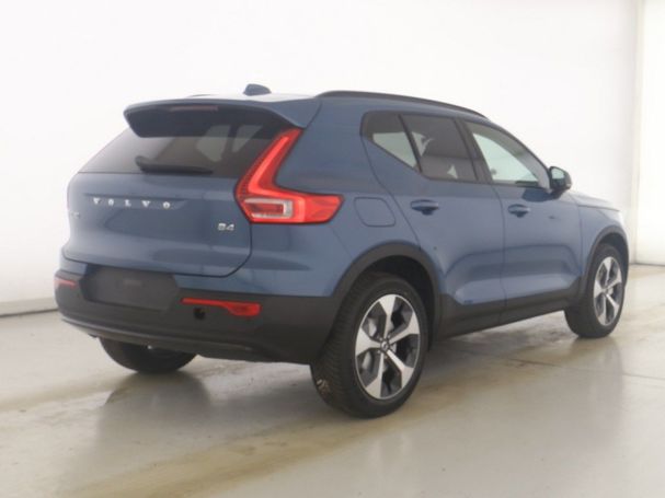 Volvo XC40 B4 Plus Dark DKG 145 kW image number 2