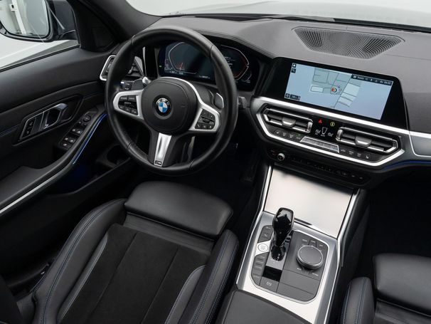 BMW 320d Touring M Sport 140 kW image number 23