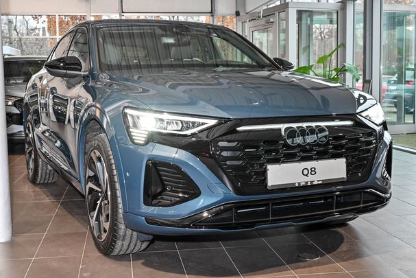 Audi Q8 55 quattro e-tron S-line Sportback 300 kW image number 7