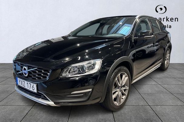 Volvo V60 Cross Country D3 110 kW image number 1