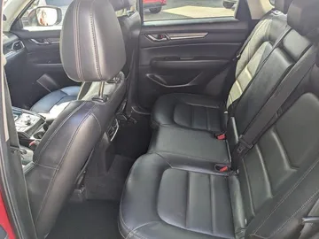 Car image 30