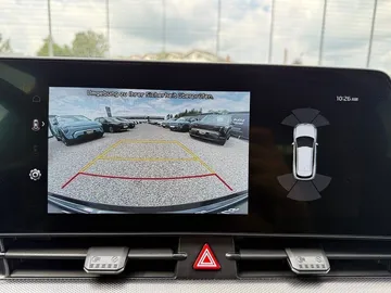 Car image 24