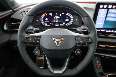 Car image 30