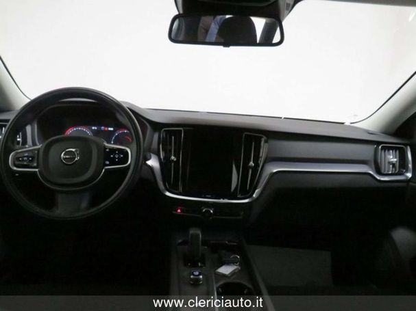 Volvo V60 B4 Momentum 145 kW image number 9