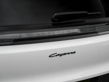 Car image 33