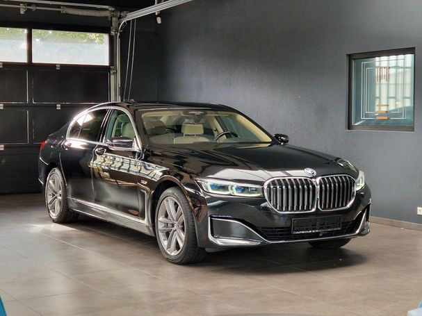 BMW 745e 290 kW image number 2