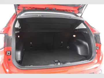 Car image 28