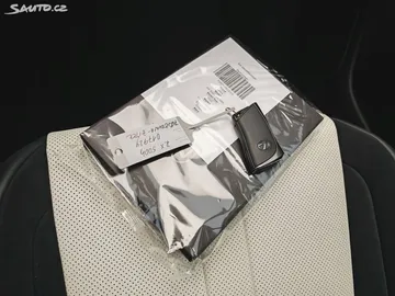 Car image 43