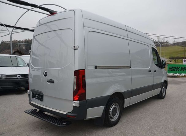 Mercedes-Benz Sprinter 316 CDi RWD 120 kW image number 4