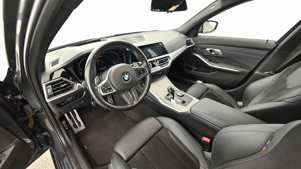 BMW 340i xDrive Touring 275 kW image number 26