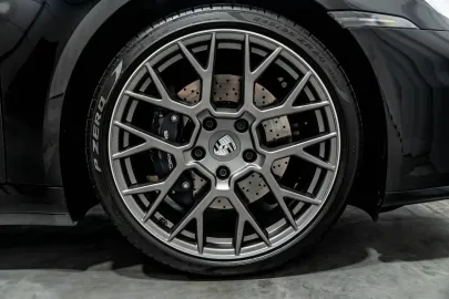 Car image 47