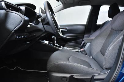 Car image 21