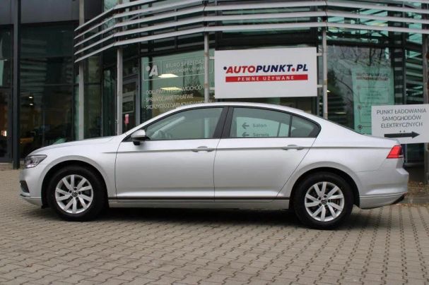 Volkswagen Passat 110 kW image number 8