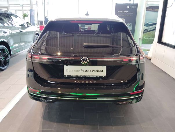 Volkswagen Passat Variant eTSI Elegance DSG 110 kW image number 3