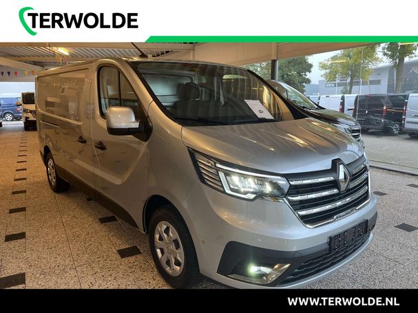 Renault Trafic dCi 150 110 kW image number 3