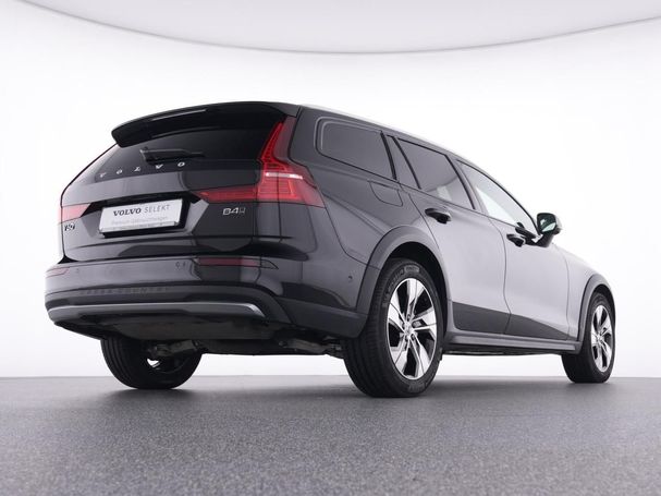 Volvo V60 Cross Country AWD B4 145 kW image number 13