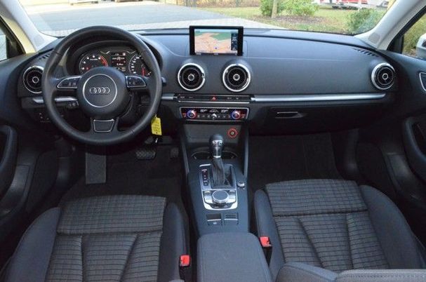 Audi A3 1.4 TFSI Sportback Ambition 92 kW image number 4