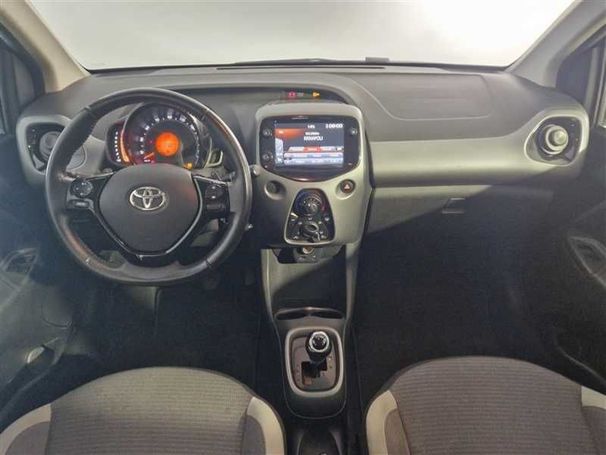 Toyota Aygo 53 kW image number 3