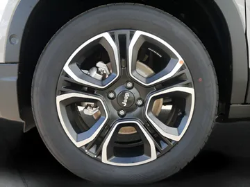 Car image 37