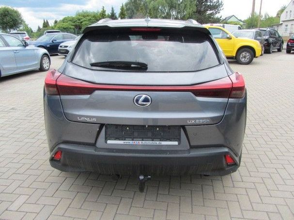 Lexus UX 250h 135 kW image number 6