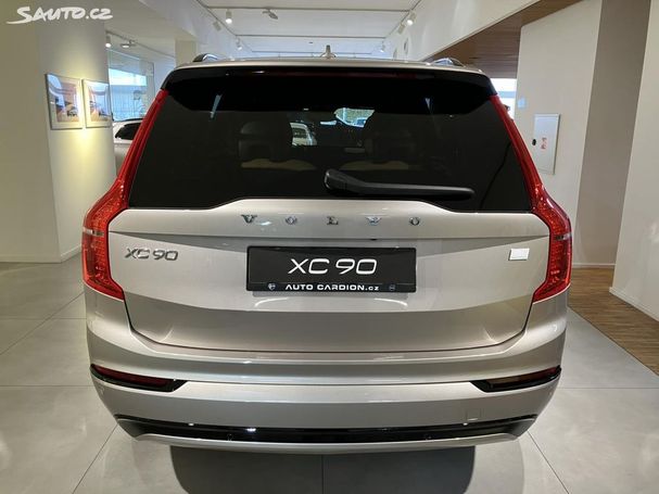 Volvo XC90 T8 Recharge AWD 335 kW image number 5