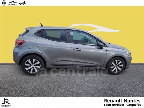 Renault Clio TCe 90 66 kW image number 3