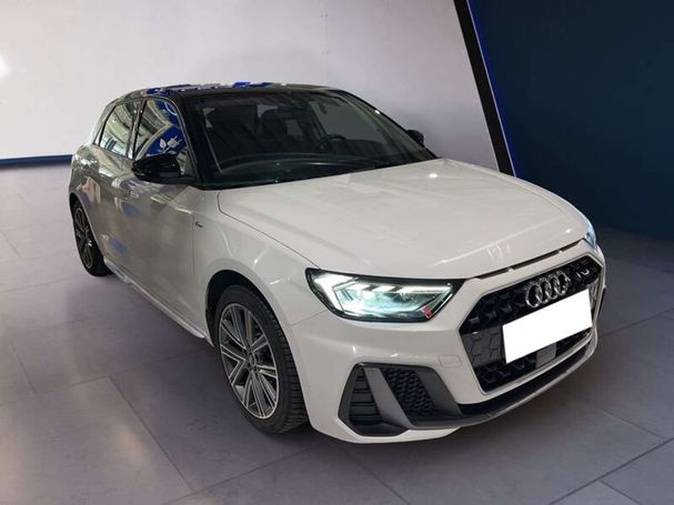 Audi A1 25 TFSI S-line Sportback 70 kW image number 2