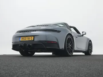 Car image 47