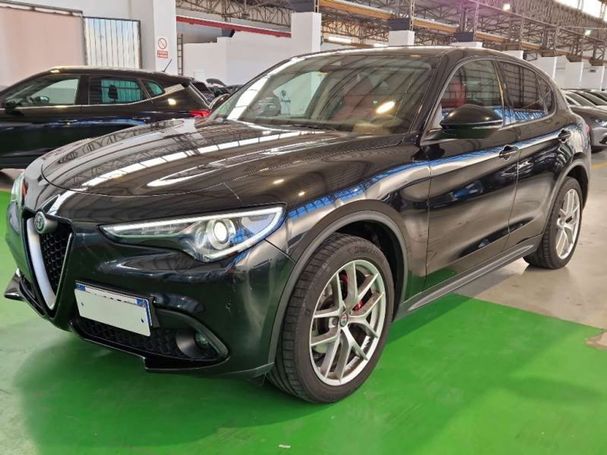 Alfa Romeo Stelvio 2.2 Q4 140 kW image number 1