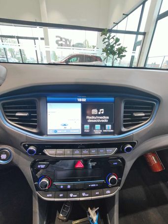 Hyundai Ioniq 1.6 GDI 104 kW image number 18