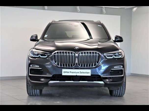 BMW X5 xDrive30d xLine 198 kW image number 2