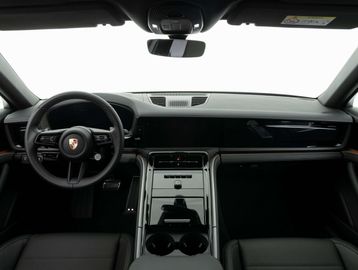 Car image 38