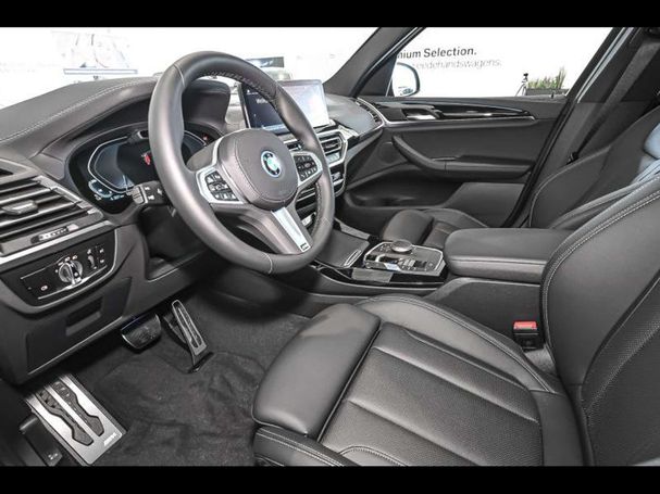 BMW iX3 M Sport 210 kW image number 4