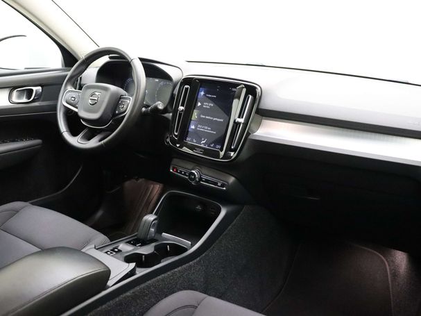 Volvo XC40 1.5 T2 95 kW image number 4