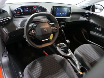 Car image 13