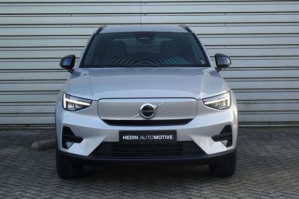 Volvo XC40 Single Motor Extended Range Core 185 kW image number 8