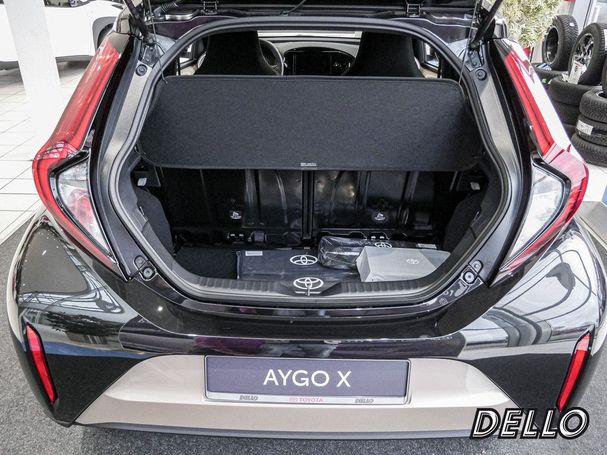 Toyota Aygo X 1.0 53 kW image number 11