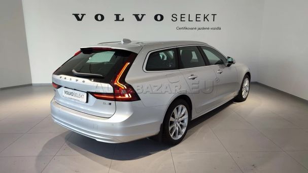 Volvo V90 B4 AWD T8 145 kW image number 4