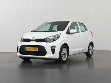 Car image 33