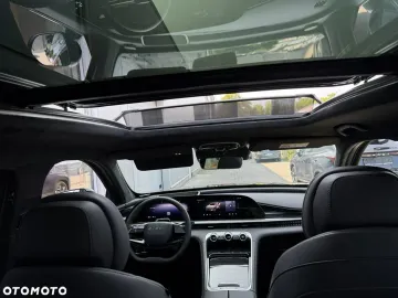 Car image 33